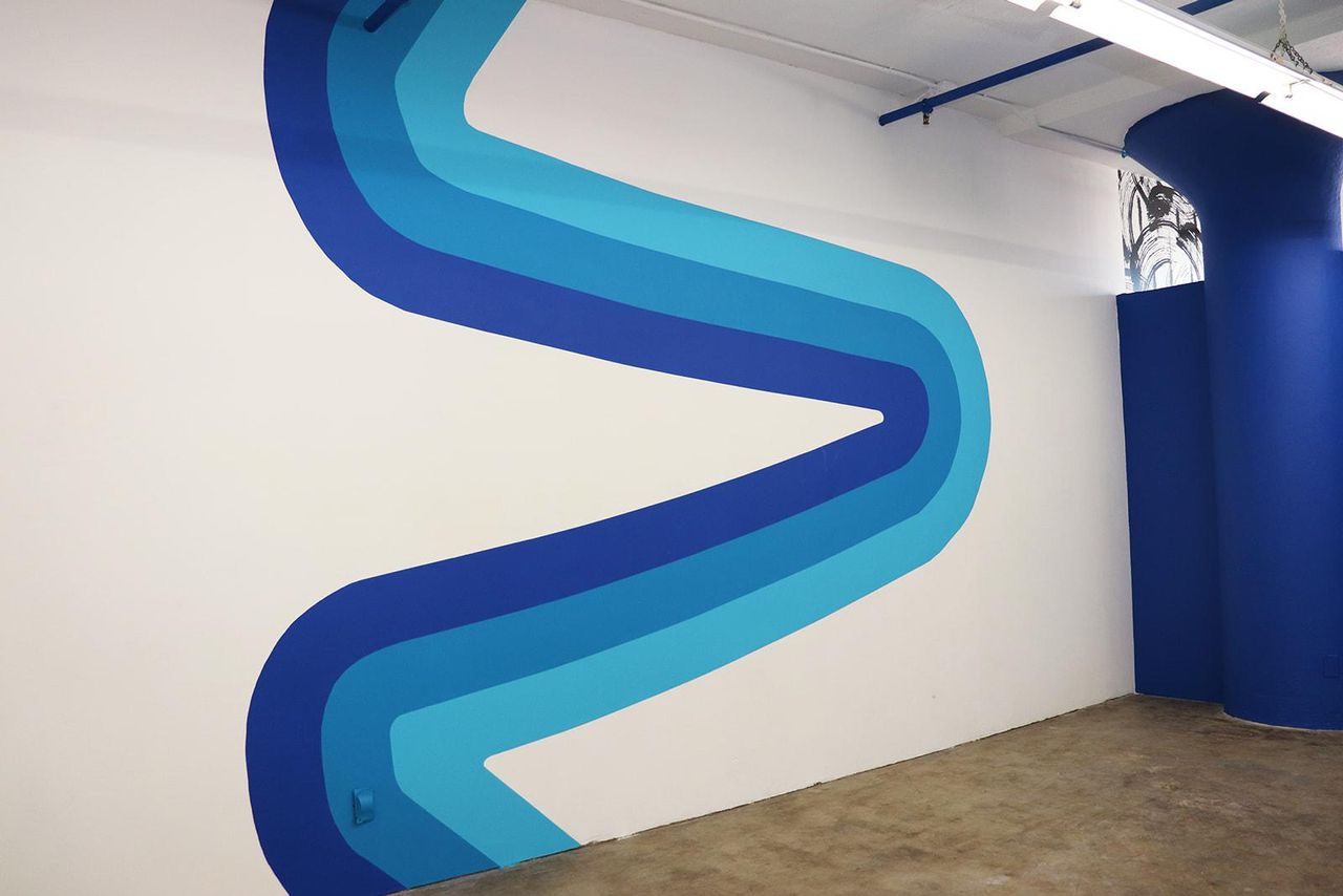 Los Angeles Presentation Galerie Brightly Lit Multi Set Colorful Event Space image 14