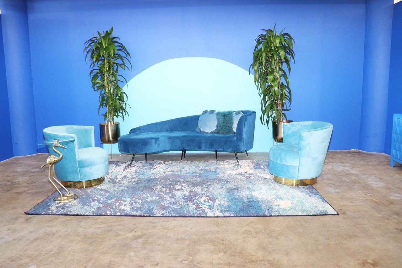 Los Angeles Presentation Galerie Brightly Lit Multi Set Colorful Event Space image 3