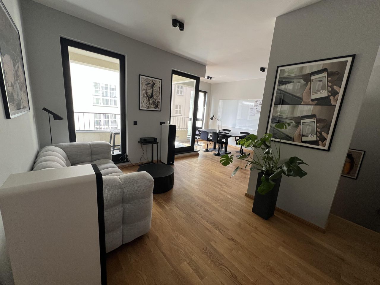 Berlin  Meetingraum Meeting Space image 11