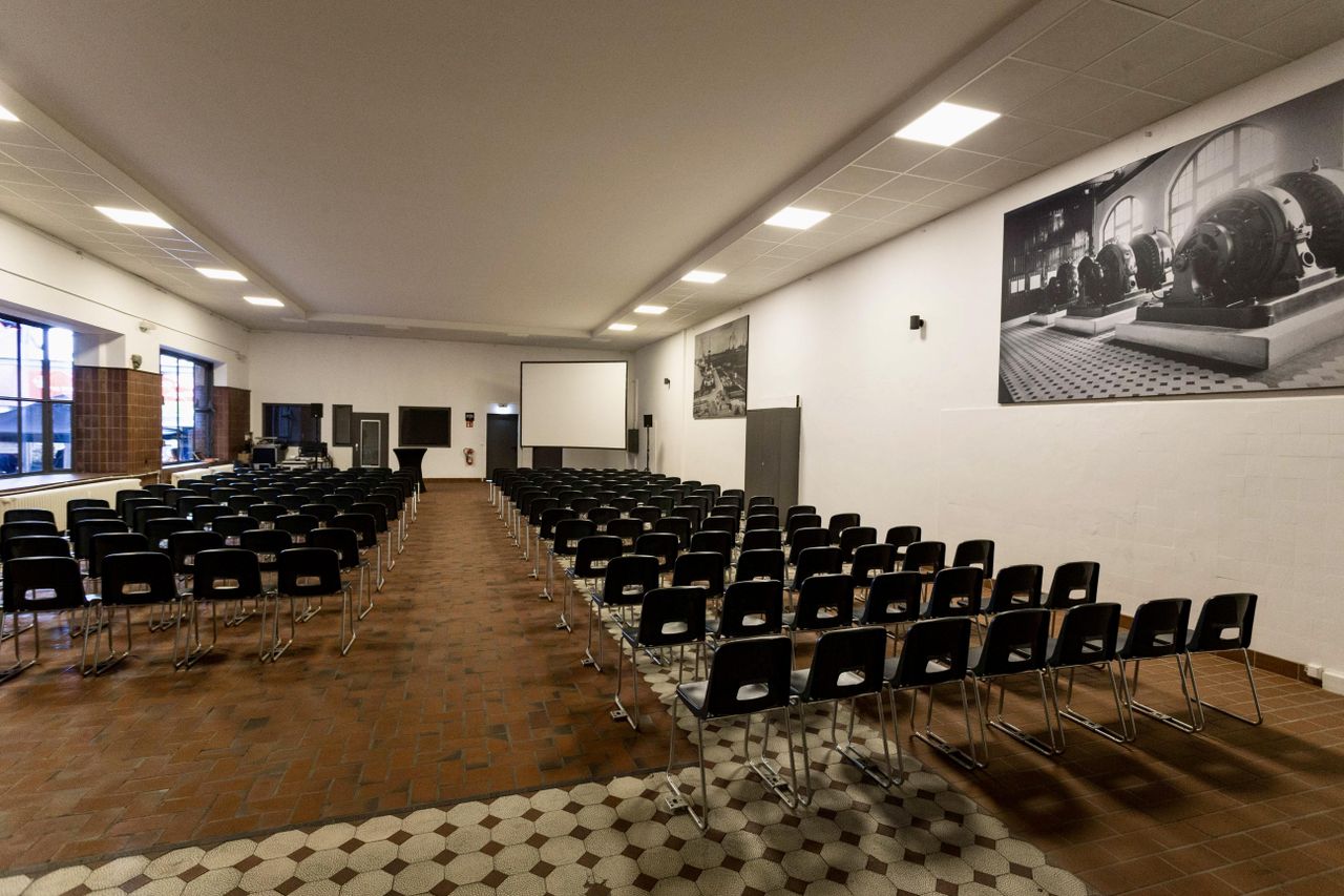 Bremen  Corporate event space Generatorenhalle image 0