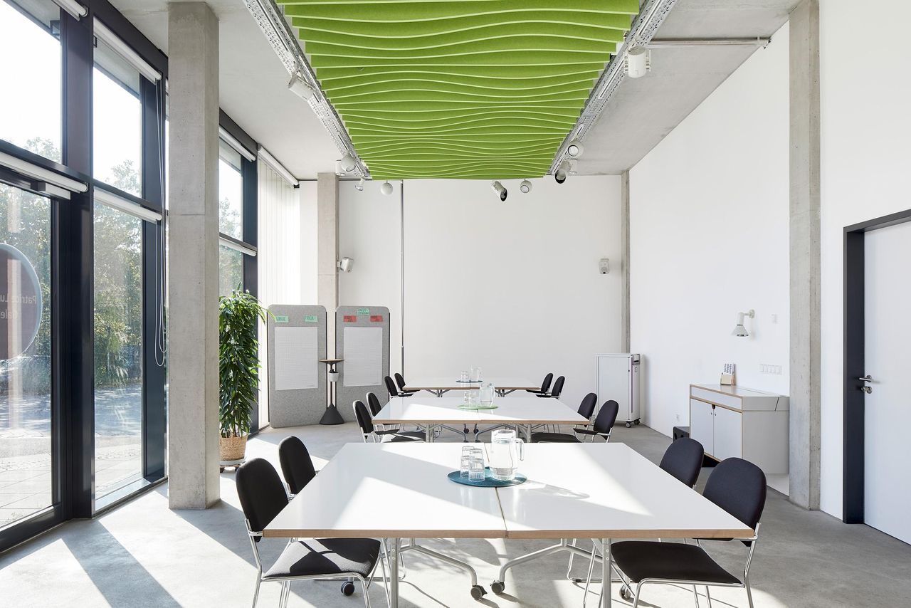 Berlin  Workshop-Räume Patrice Lumumba image 5