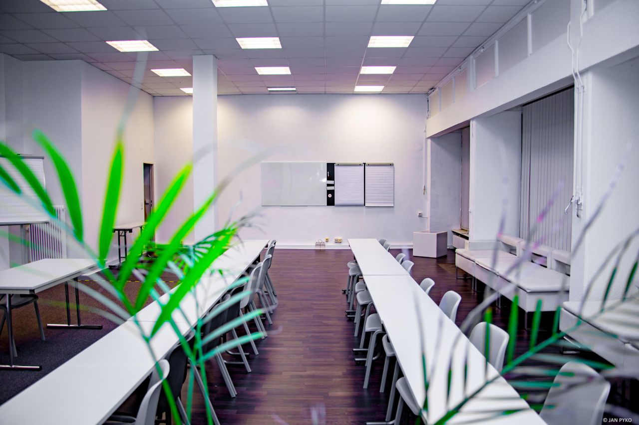 Berlin Offsite Meeting Meeting room Workshop- and meetingroom image 6