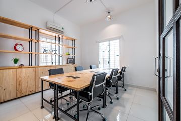 Ho Chi Minh City  Coworking spaces The Hive Villa image 0