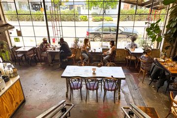 Los Angeles  Cafe Paper or Plastik Cafe image 1