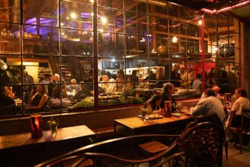 Los Angeles Café Paper or Plastik Cafe image 11