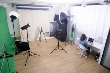 Hong Kong  Coworking space Amphi Studios image 2