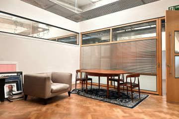 London Office space Unit 33 image 2