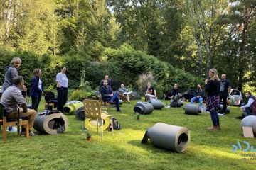 Berlin Workspace Play image 3