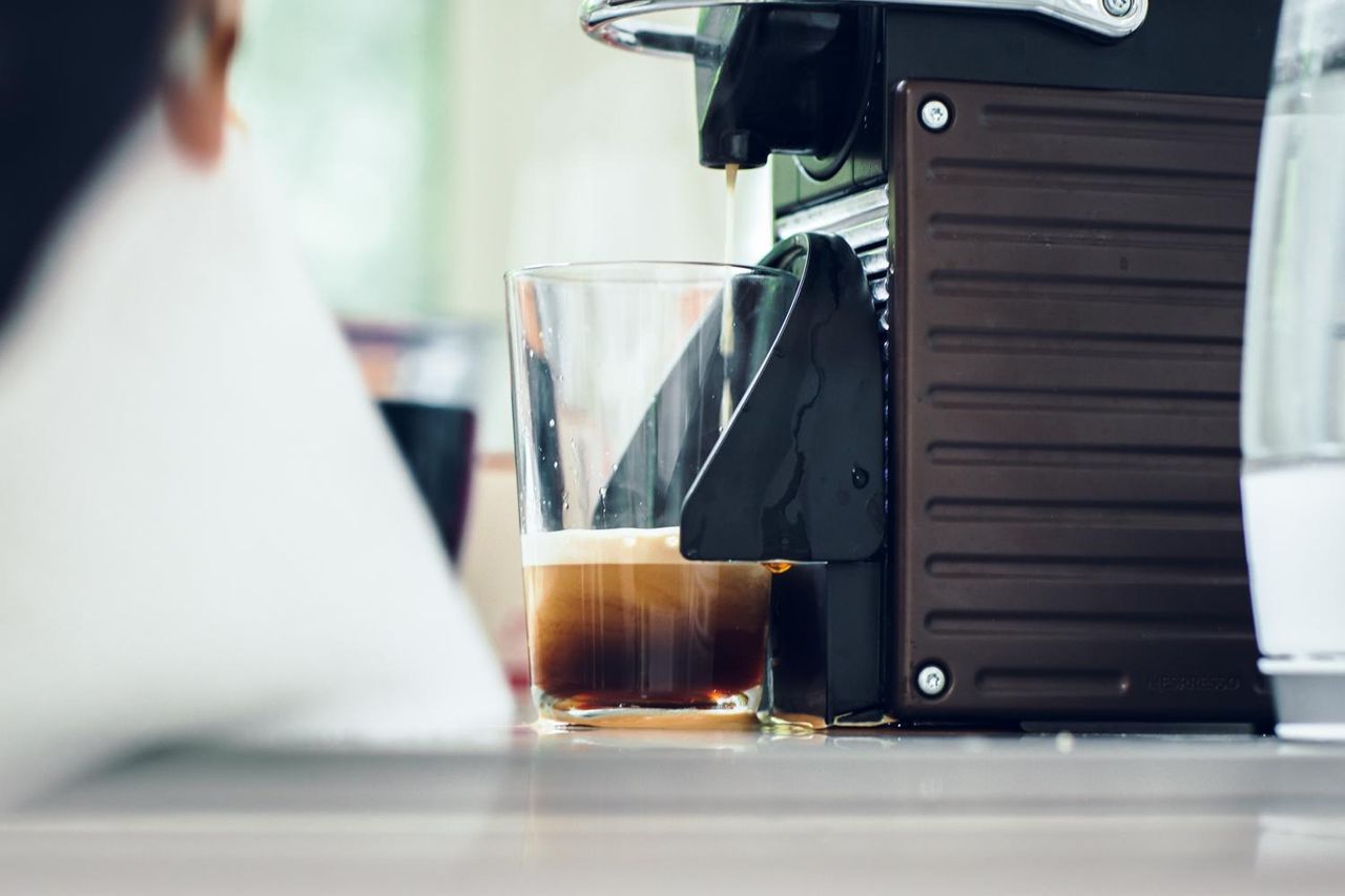 Zürich Kundengespräch  Minerva-Lounge image 5