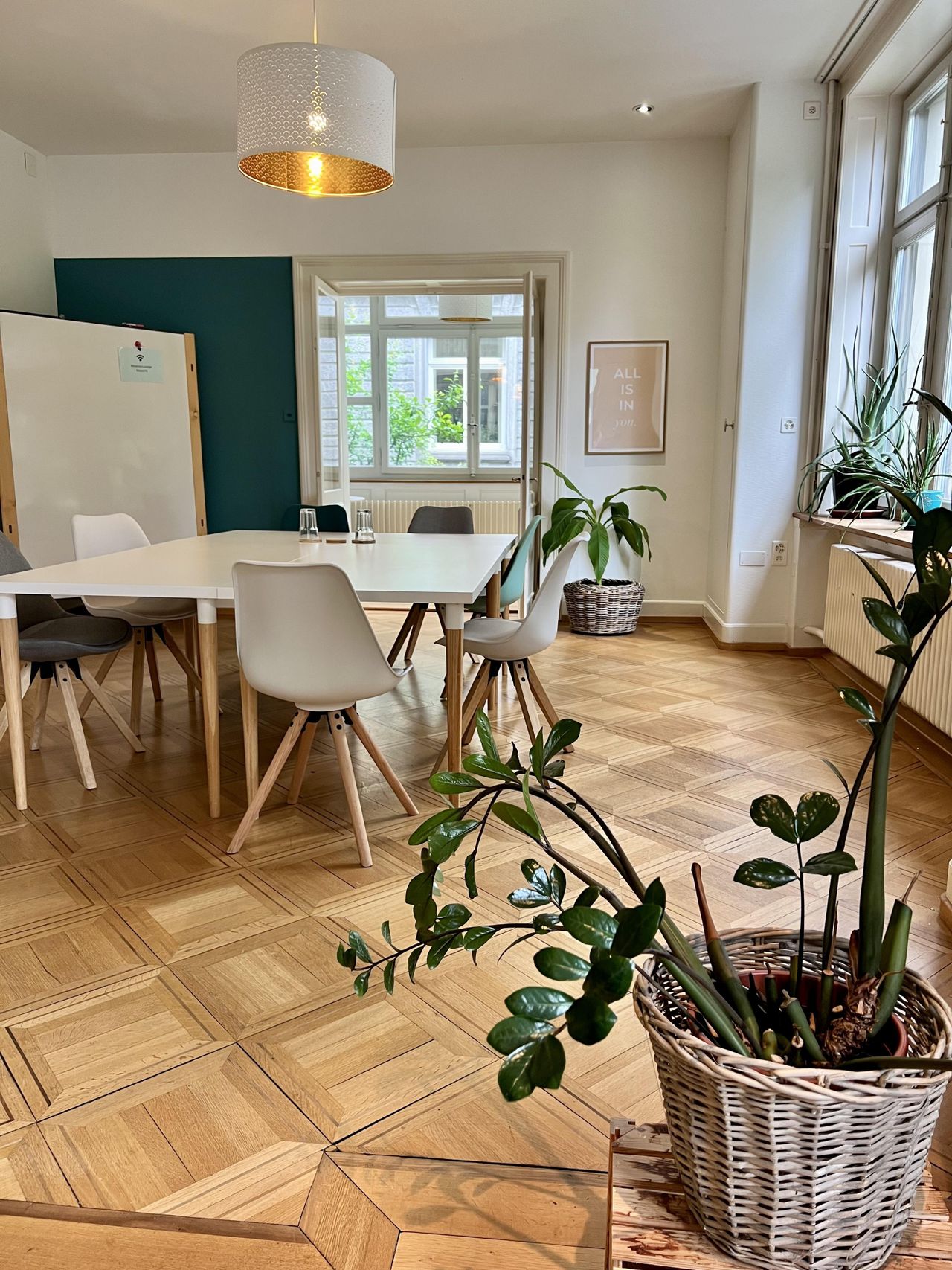 Zürich Client Meeting Meetingraum Minerva-Lounge image 21