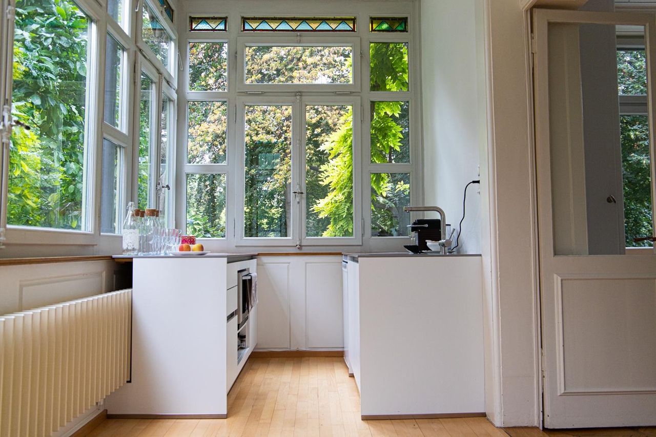 Zürich Kundengespräch  Minerva-Lounge image 8