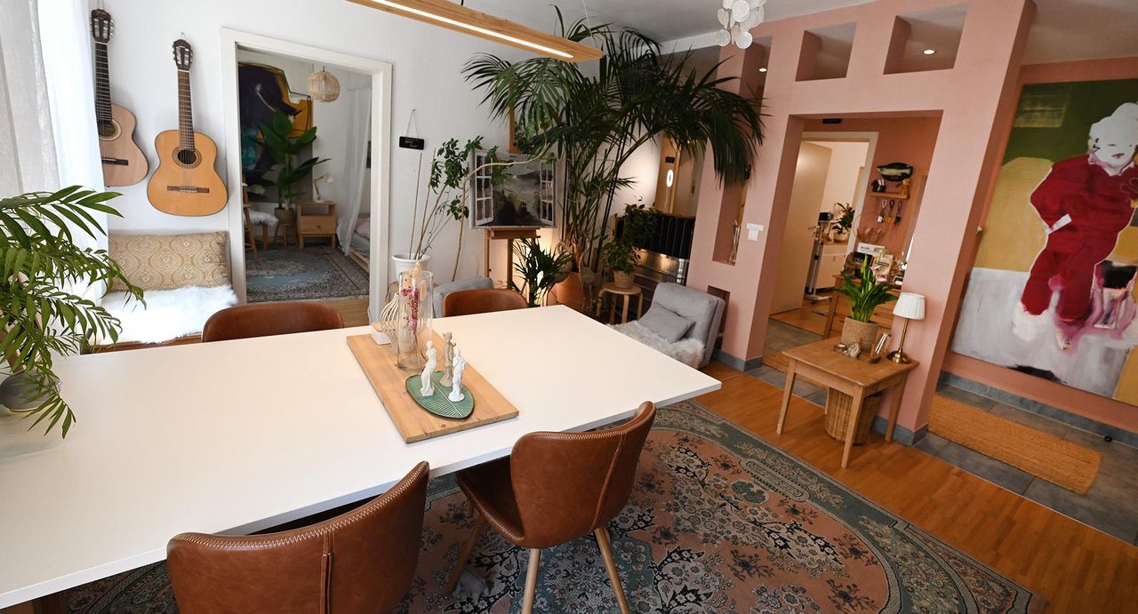 Stuttgart Coworking Boardroom LEONHARDSZIMMER - Inspirierende Tagungslocation in Stuttgart Mitte image 26