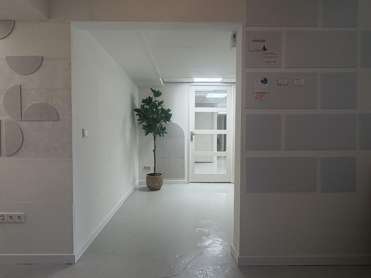 Amsterdam  Spreekkamers TACA Stadionplein 67-O image 1