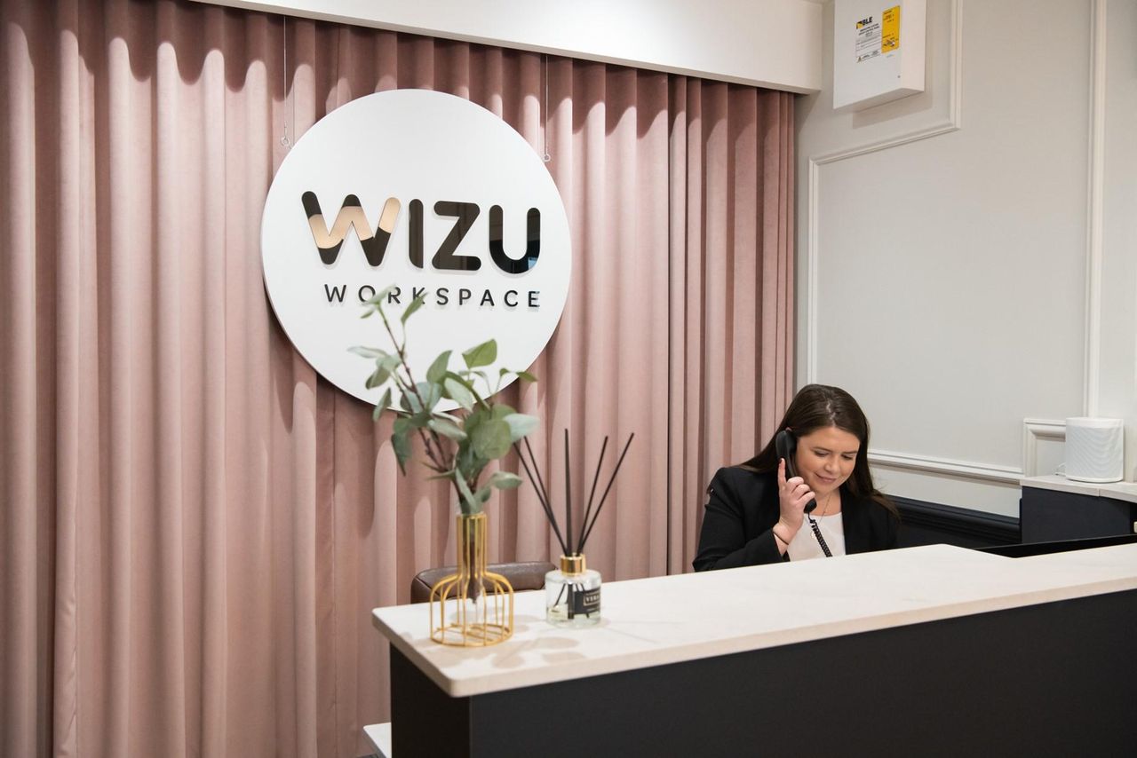 Rest van de wereld   Wizu Workspace - Royal House image 0