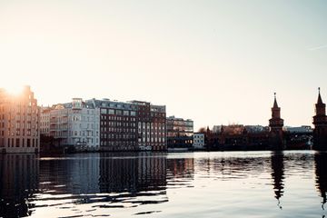 Berlin Coworking Arbeitsplatz WE Campus GmbH image 5