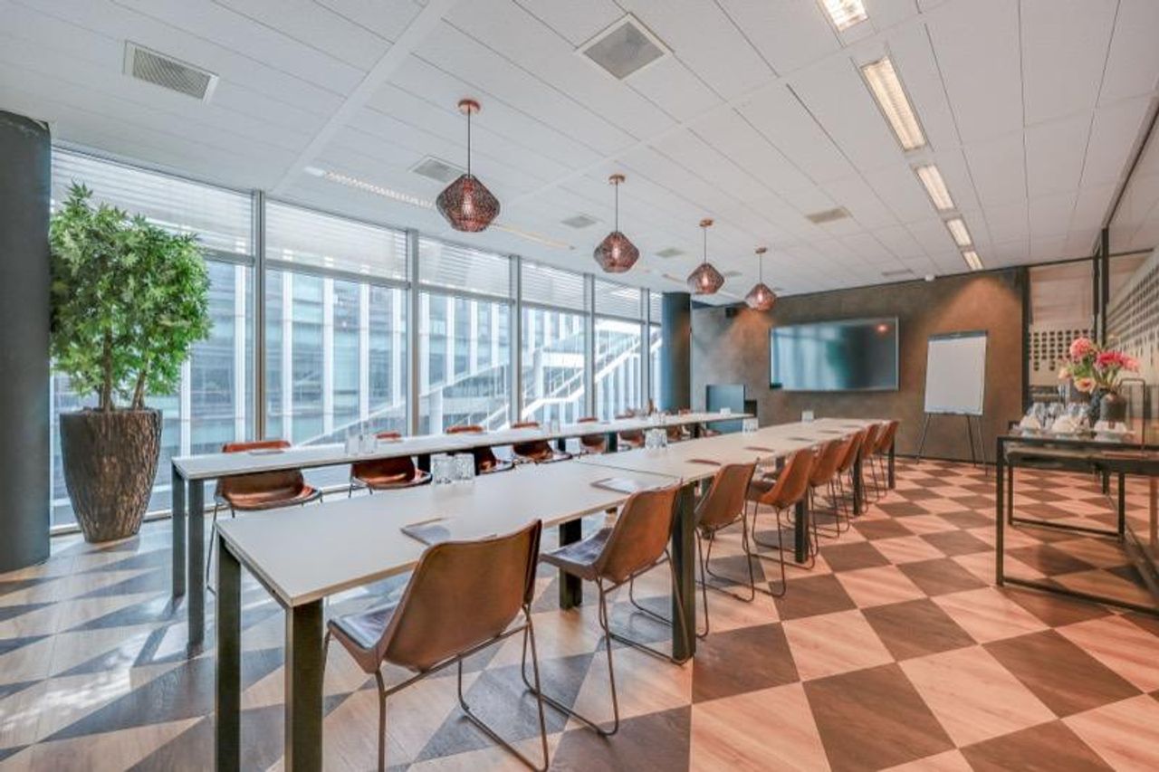Amsterdam  Business center Tribes Amsterdam SOM image 3