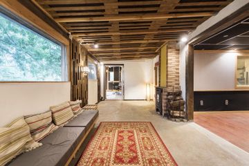 Rest of the World Creative Meeting Recording Studio Estudis Ground image 3