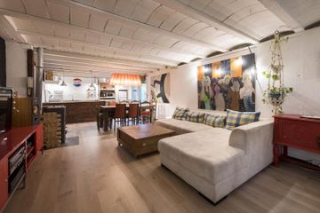 Rest of the World Creative Meeting Recording Studio Estudis Ground image 4