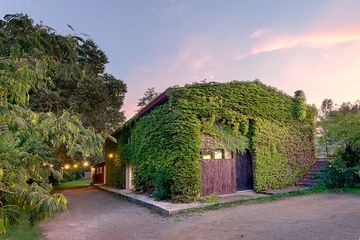 Rest of the World Creative Meeting Recording Studio Estudis Ground image 6