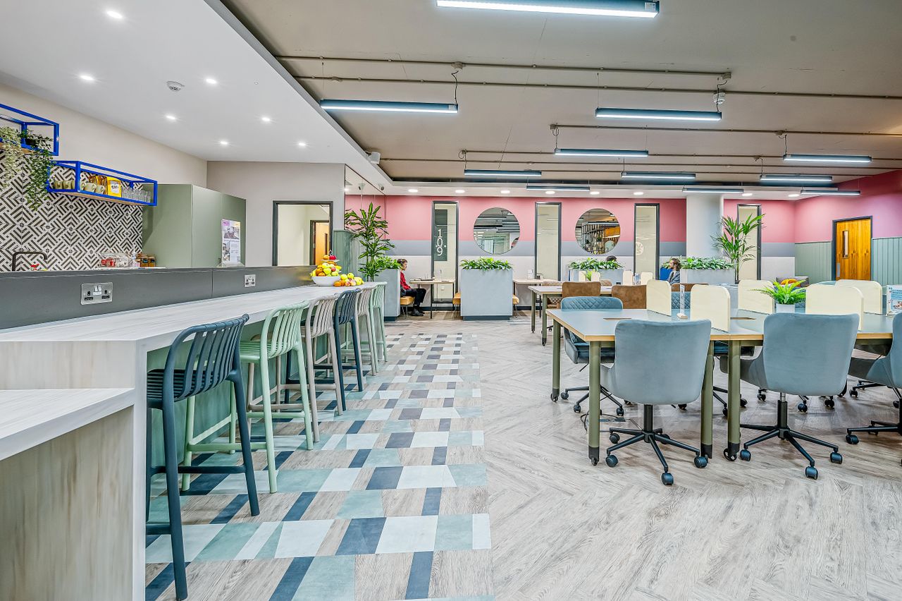 Rest of the World   Wizu Workspace - Glasgow - West Regent Street image 12