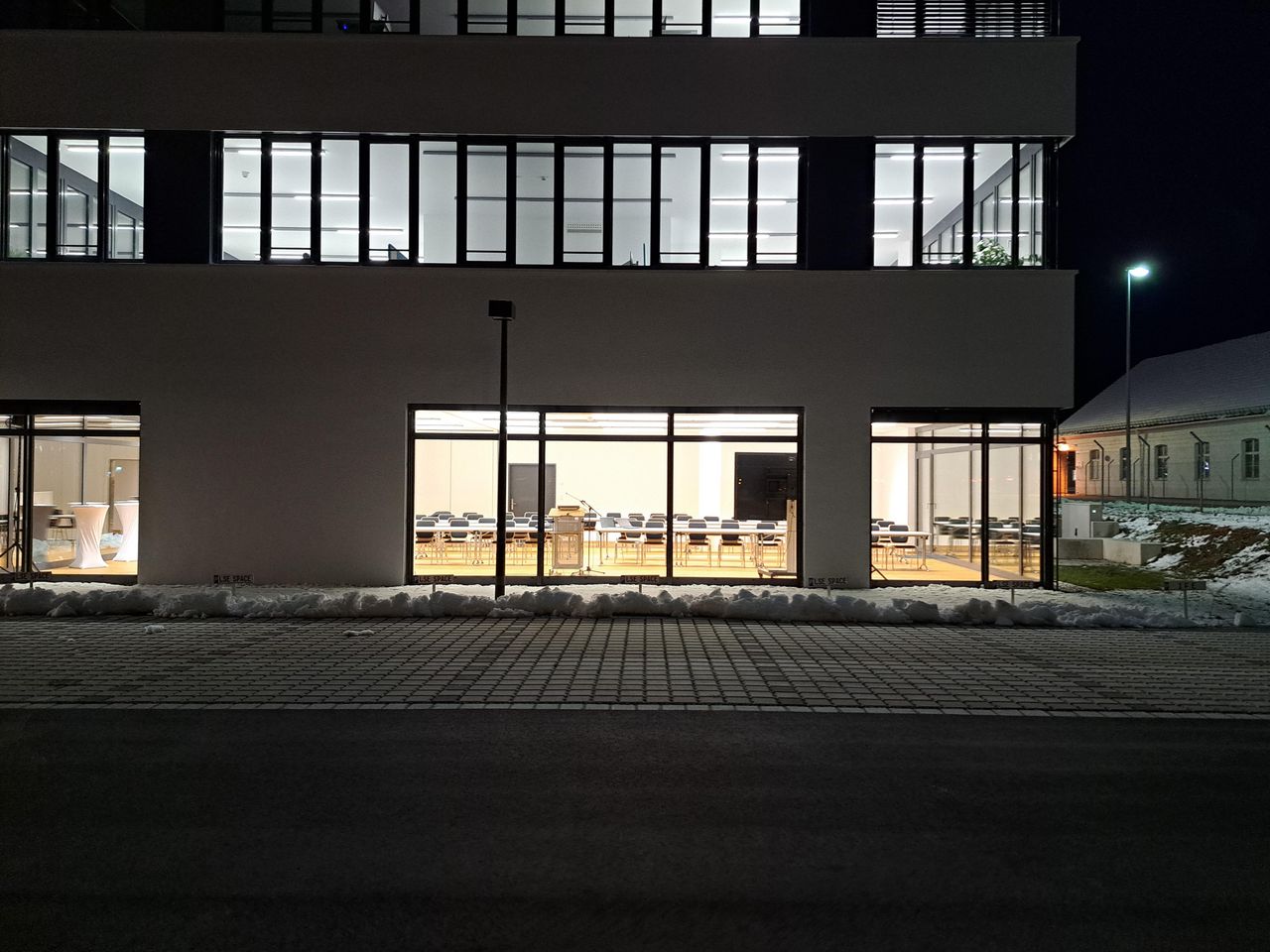 Rest der Welt   AERO Meeting rooms image 3