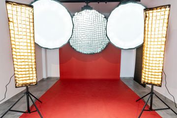 Rest of the World   Studio T7 image 3