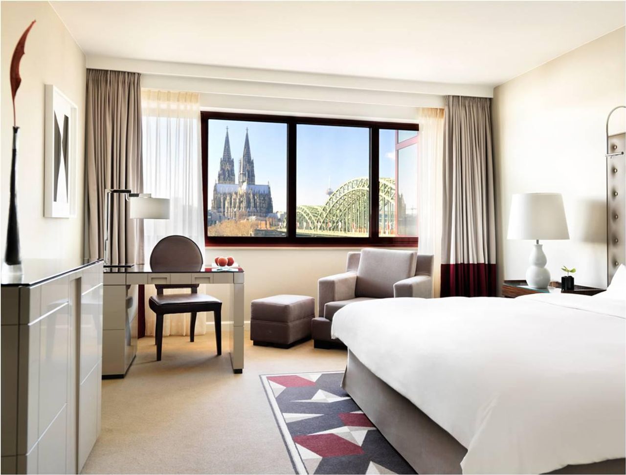 Köln PR & Marketing Event Veranstaltungsraum Luxuslocation mit Domblick image 10