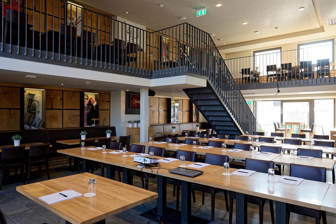 Köln PR & Marketing Event  HÖHNERStall – Brauerei zur Malzmühle image 10