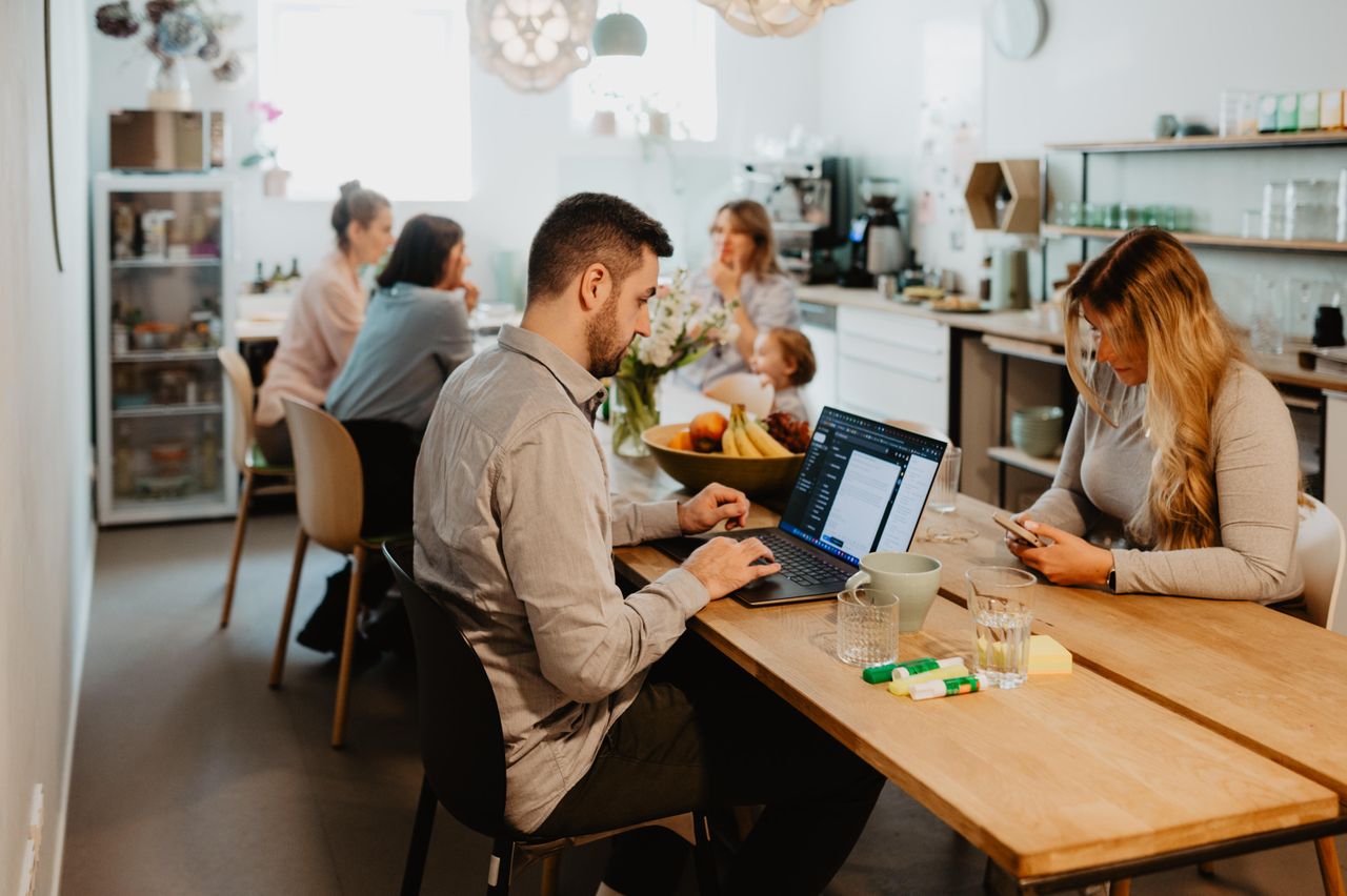 Cologne Coworking Coworking spaces COWOKI image 4