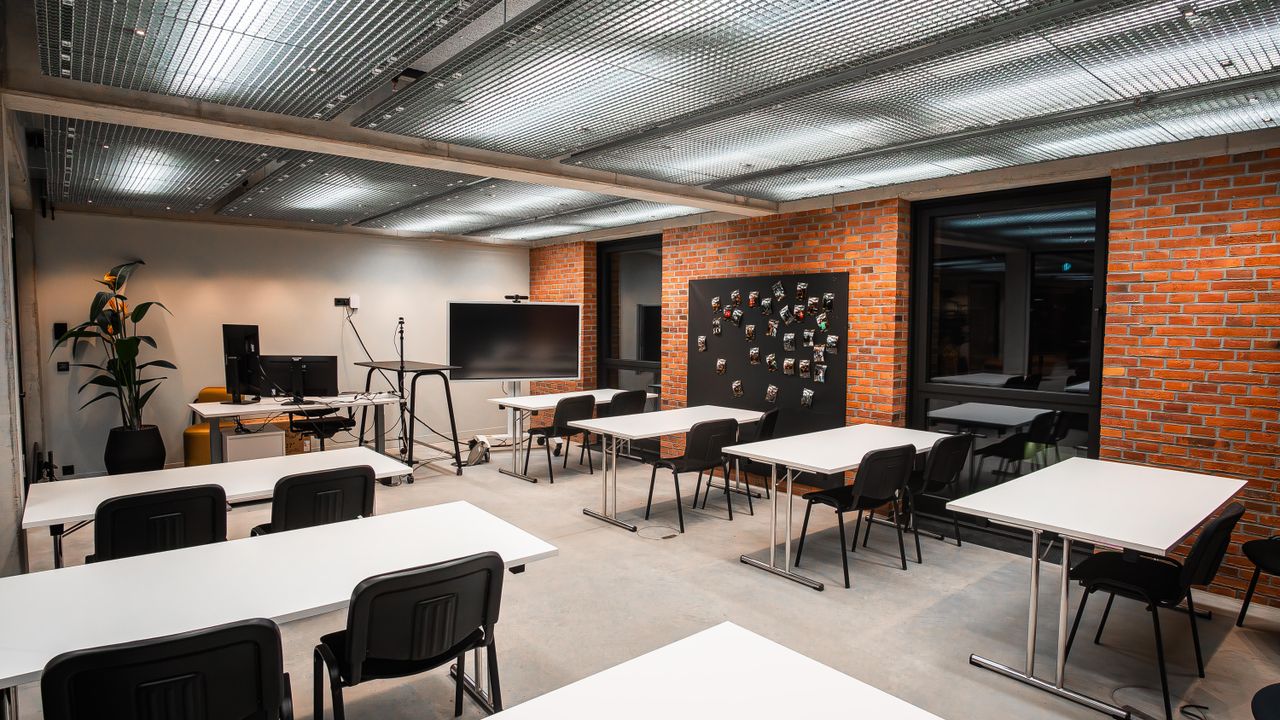 Hamburg  Eventlocation Roooar Room image 7