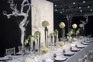 Rest der Welt PR & Marketing Event Stilvolle Eventhalle am Ufer der Paar image 10