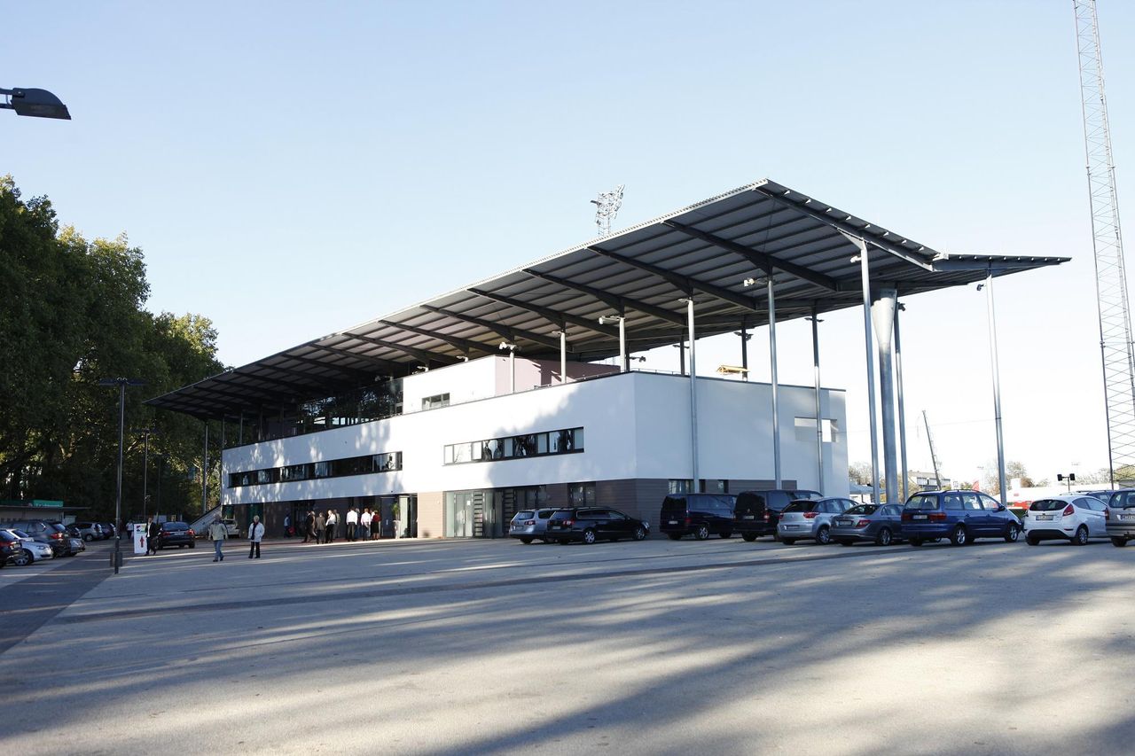 Dormagen PR & Marketing Event  Eindrucksvolle Feste im Rennbahn Event Saal image 10