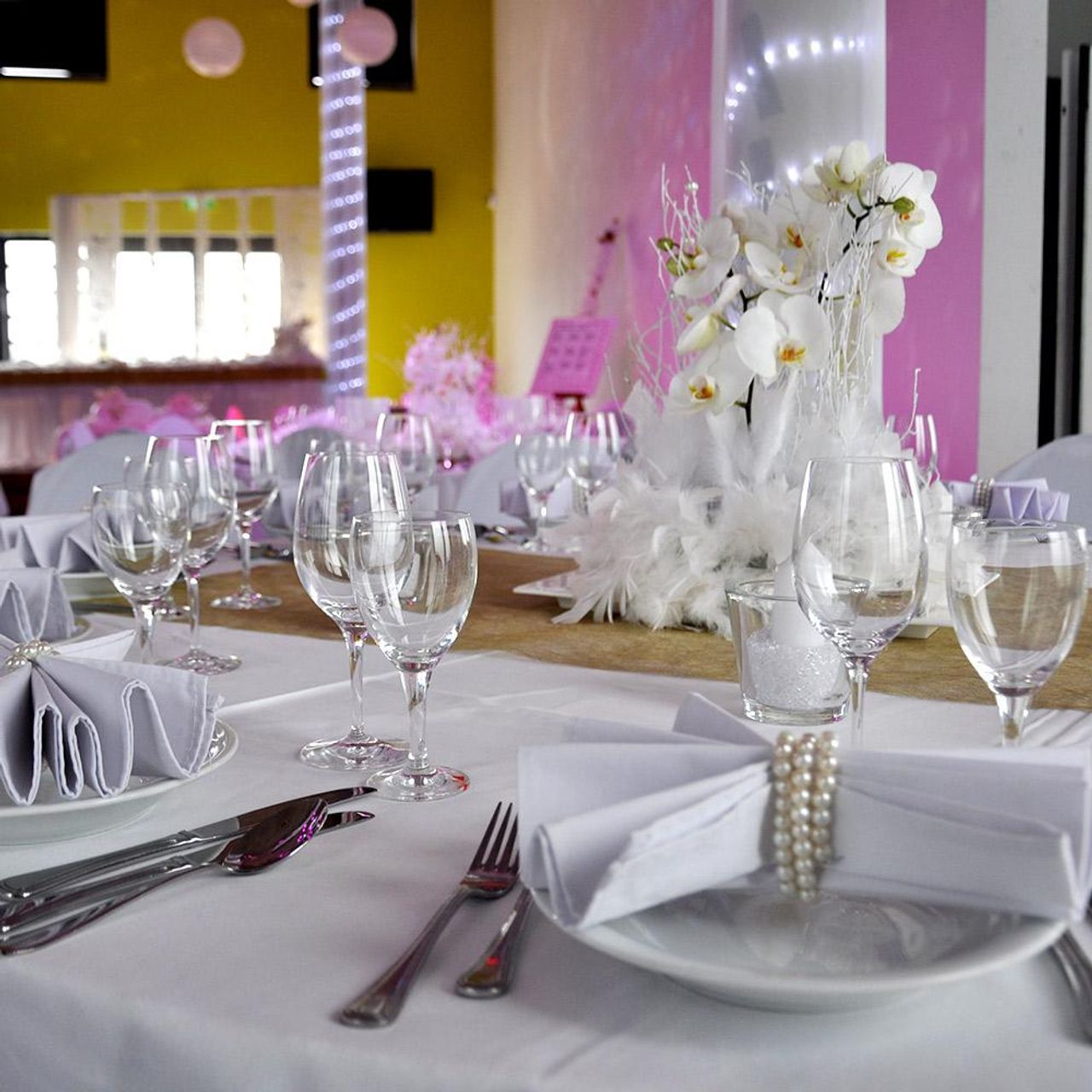 Dormagen PR & Marketing Event  Eindrucksvolle Feste im Rennbahn Event Saal image 10