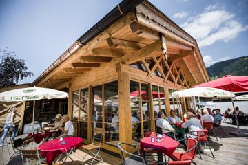 Rest der Welt Geburtstag  Sportalm Bar Restaurant  image 10