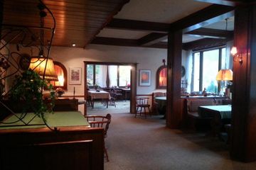 Rest der Welt Geburtstag St. Cyriakus Stube image 10