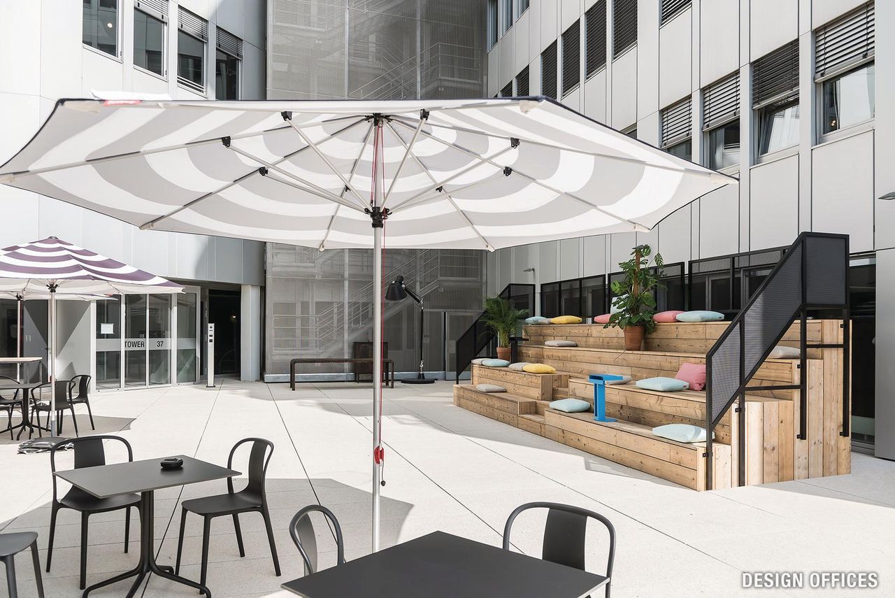 Stuttgart  Bedrijvencentrum Design Offices Stuttgart Tower image 1