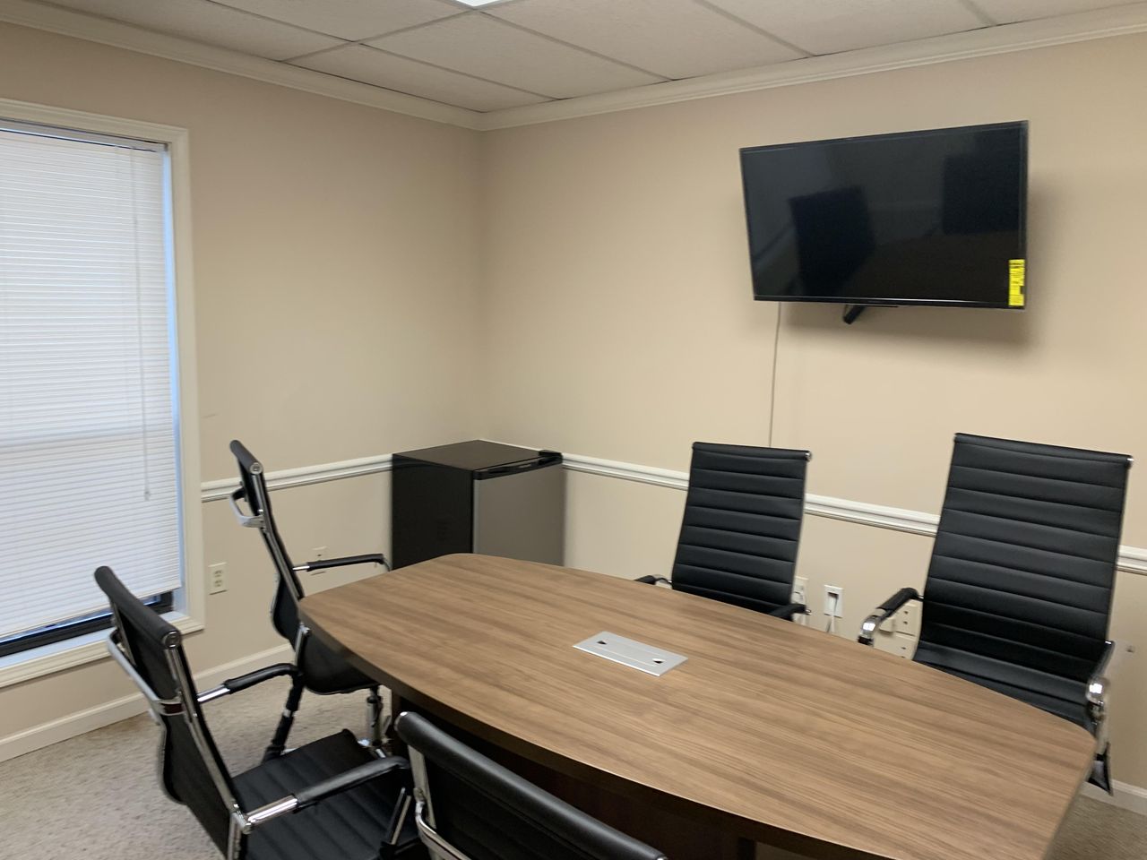 Rest der Welt Coworking Workspace Cozy Workspace image 5