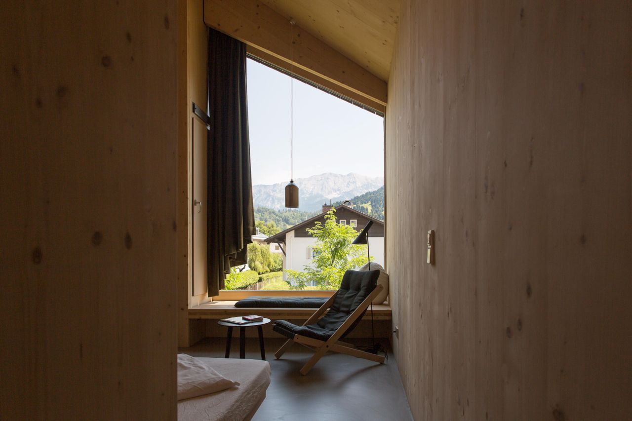 Garmisch-Partenkirchen PR & Marketing Event Designhotel quartier - lodges tagesbar forum image 10