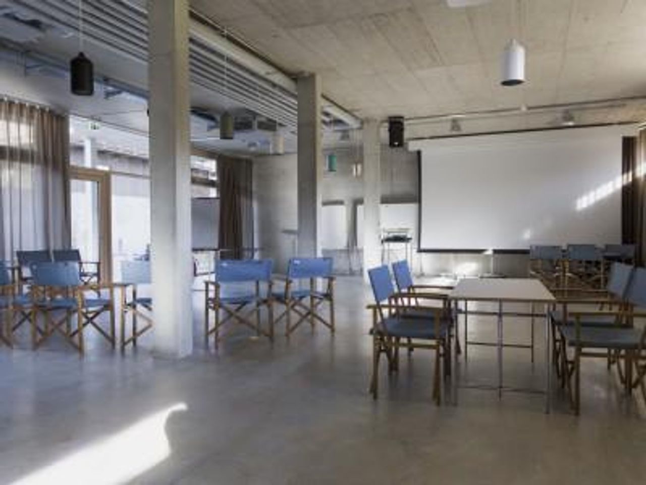 Garmisch-Partenkirchen PR & Marketing Event Designhotel quartier - lodges tagesbar forum image 10