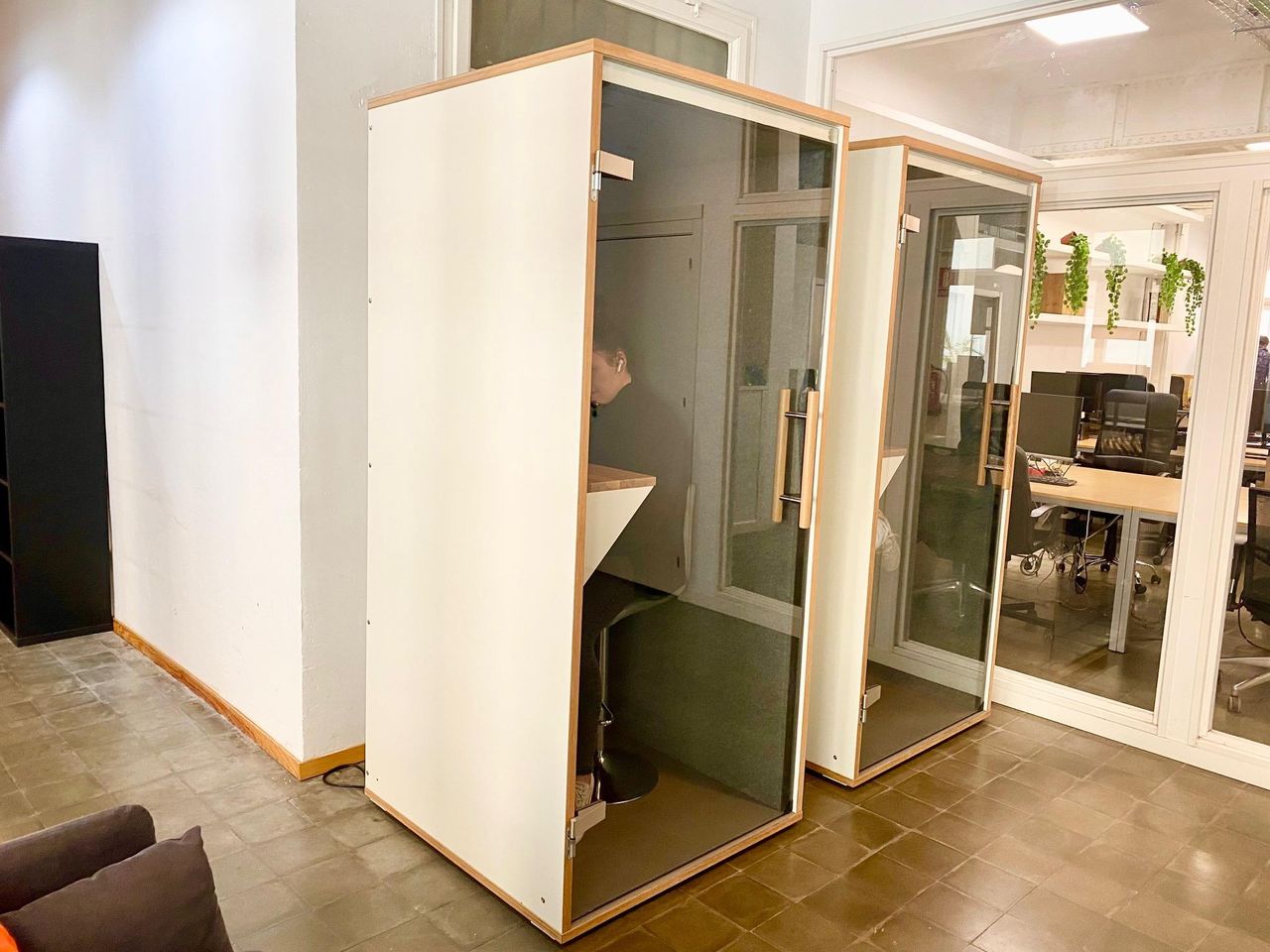 Rest of the World   Gracia Meeting Room image 5