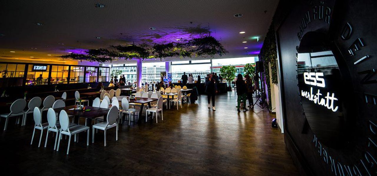 München PR & Marketing Event Off-Location/Industriegebäude Esswerkstatt @ Daimler  image 10