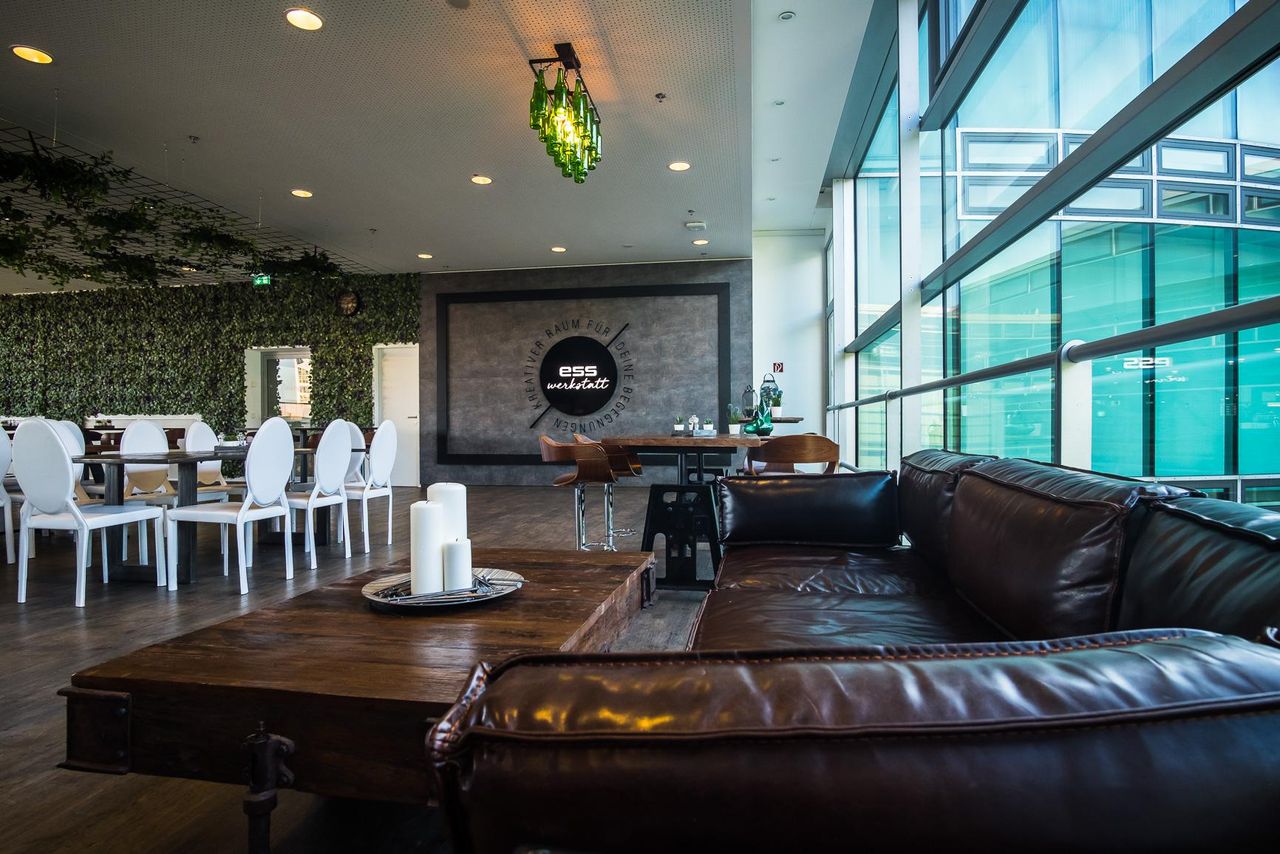 München PR & Marketing Event Off-Location/Industriegebäude Esswerkstatt @ Daimler  image 10