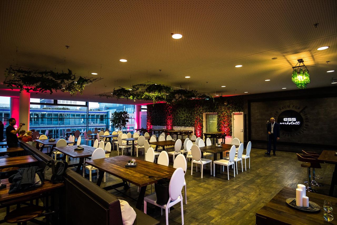 München PR & Marketing Event Off-Location/Industriegebäude Esswerkstatt @ Daimler  image 10