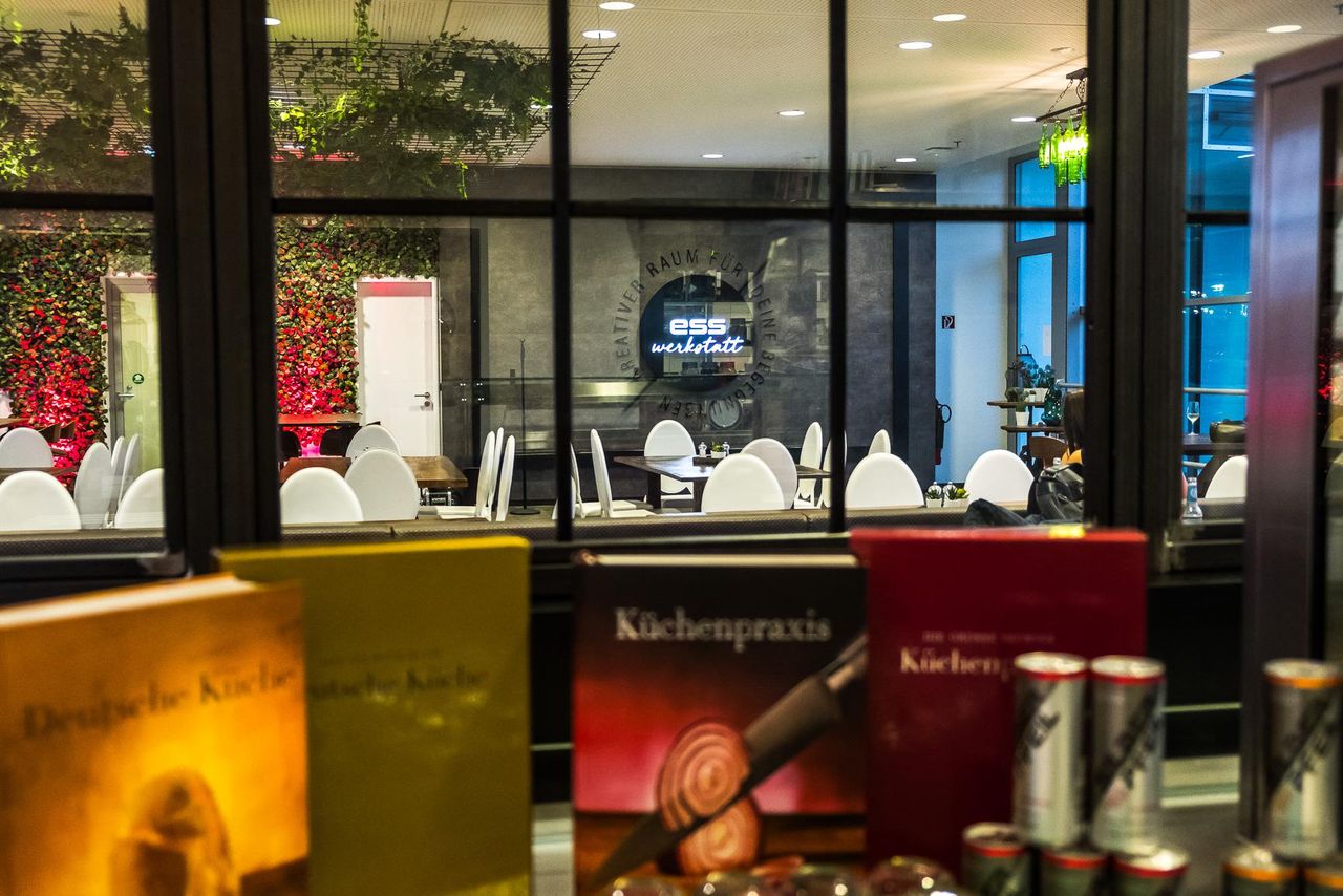 München PR & Marketing Event Off-Location/Industriegebäude Esswerkstatt @ Daimler  image 10