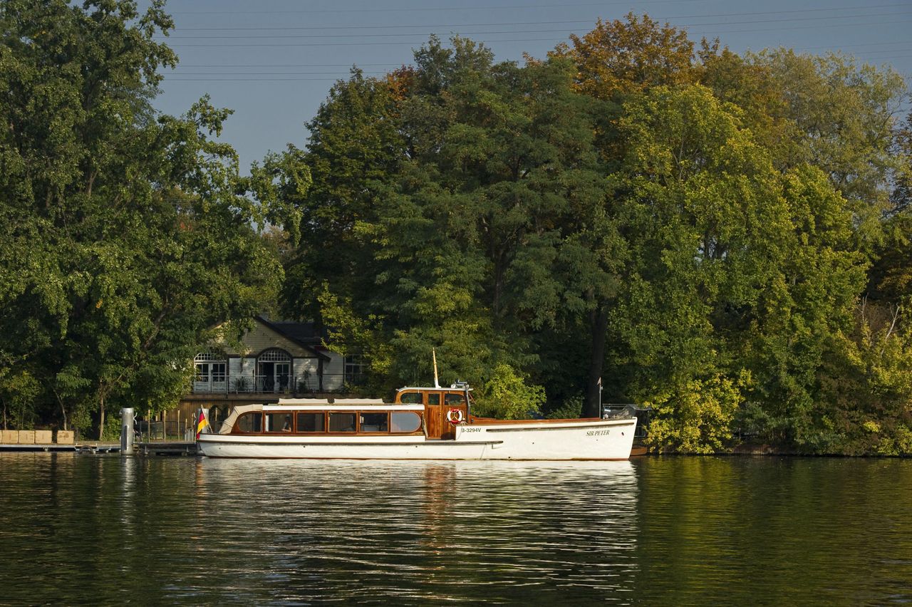 Berlin PR & Marketing Event Schiff/Eventschiff/Floß MS Sir Peter image 10