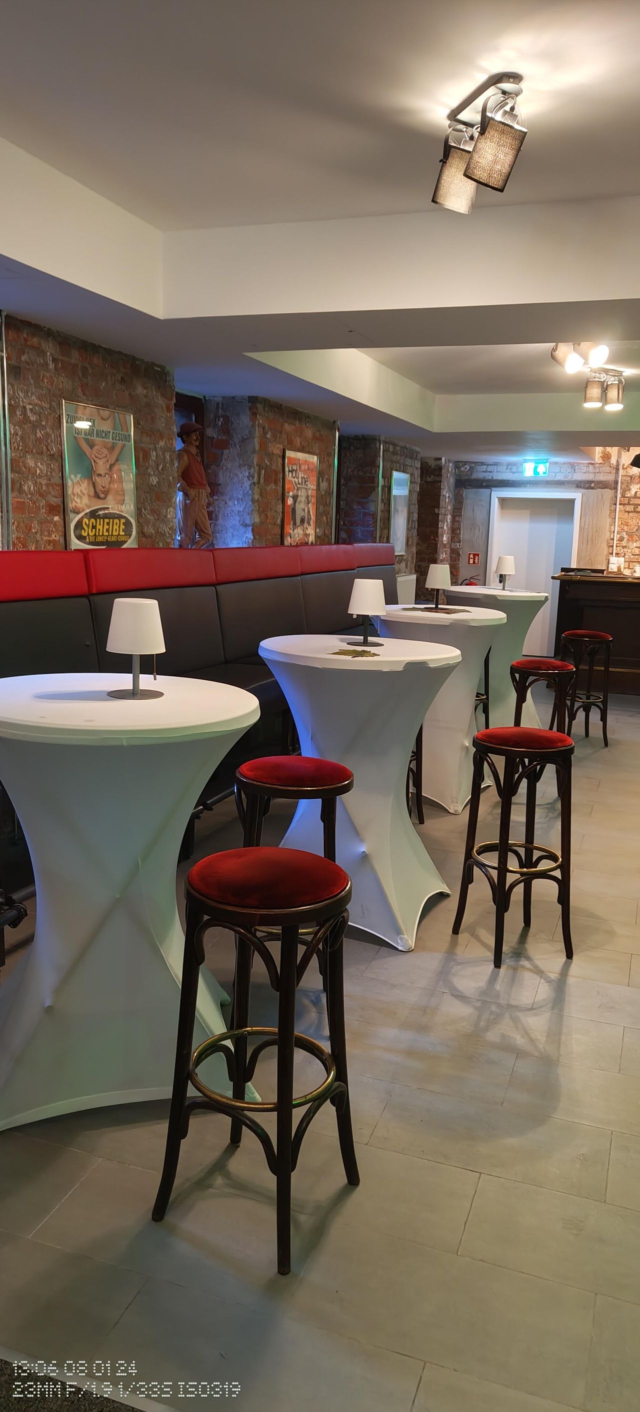 Leipzig Kreatives Meeting Veranstaltungsraum Gewölbekeller in historischem Altbau image 43