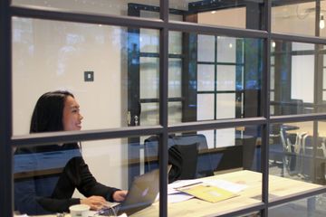 Hong Kong seminar rooms Vergaderruimte The Hive Kennedy Town - Large Meeting Room image 2