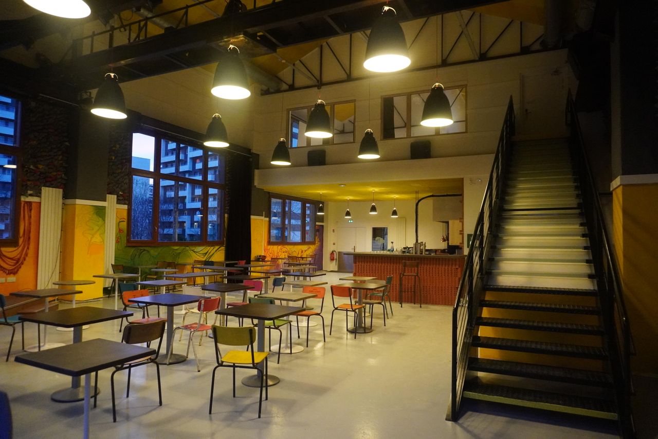 Paris  Restaurant Le TLM image 5