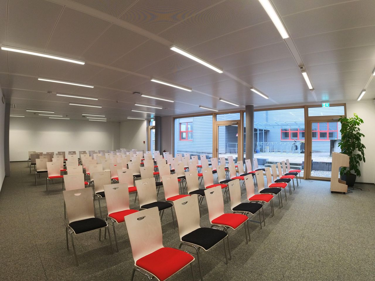 Ulm Mobiles Arbeiten Office desk area91 image 6