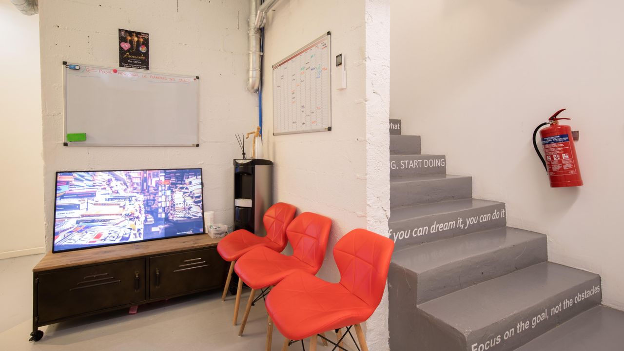 Paris training rooms Coworking Space The Office Paris CA image 16